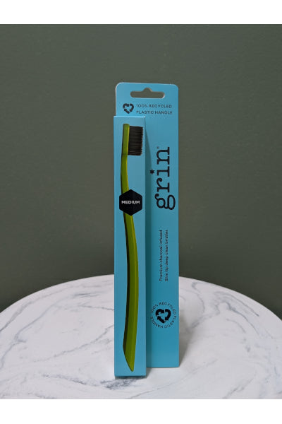 GRIN 100% RECYC TBRUSH MEDIUM