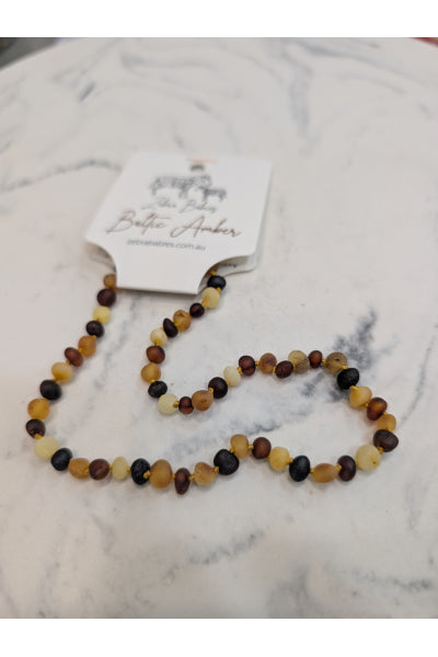 ZB AMBER BABY NECKLACE MULTI DK RAW 32CM
